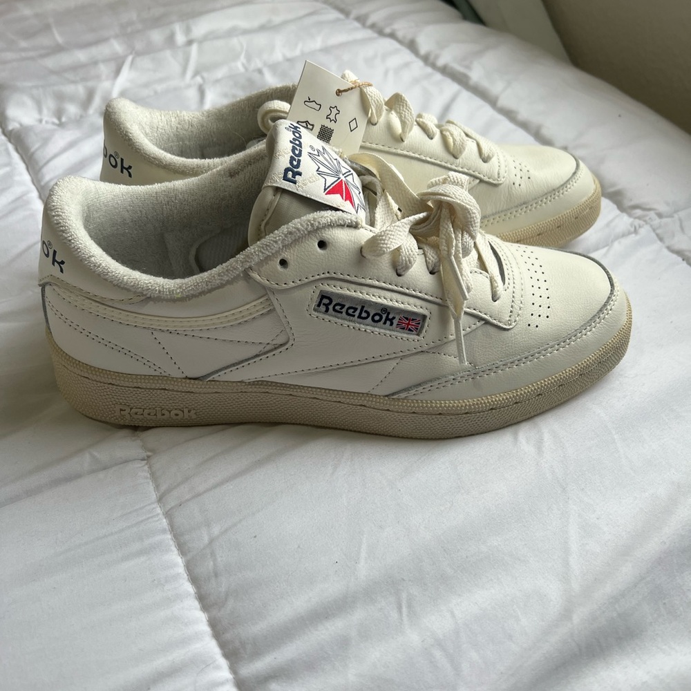 Reebok Club C 1985 Mens Shoes Brand New